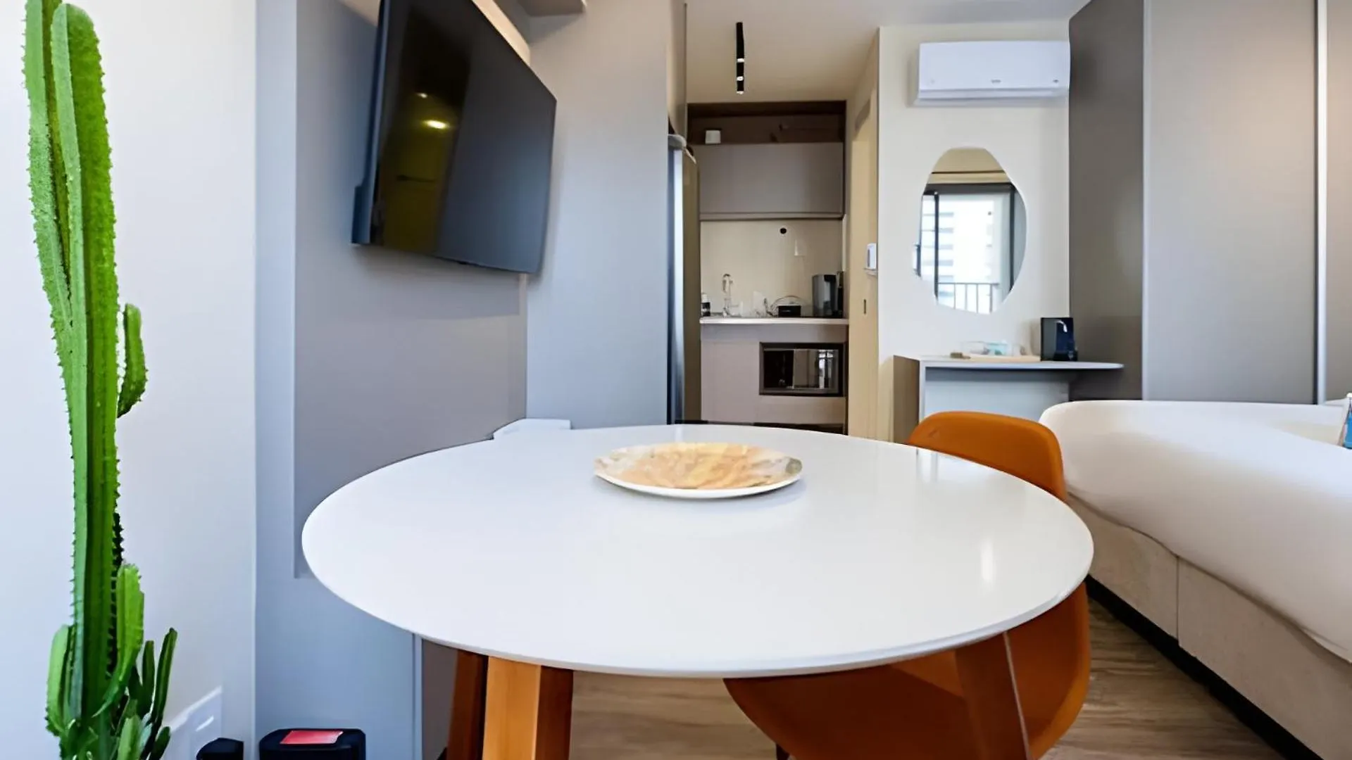 Apartment Studio Wi-Fi E A/C. Prox. Met Sao Paulo